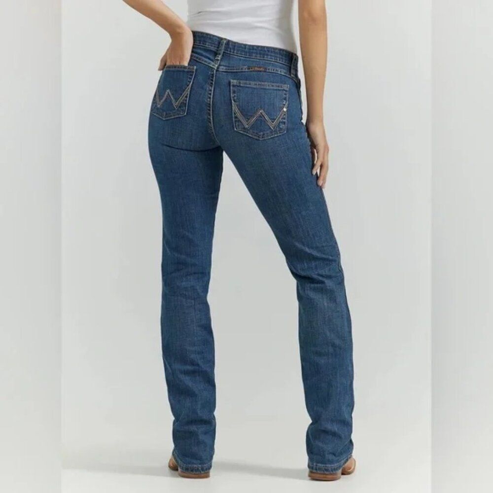 Wrangler Women's Q-Baby Ultimate Riding Jeans Bootcut Stretch Denim 28x32 5/6